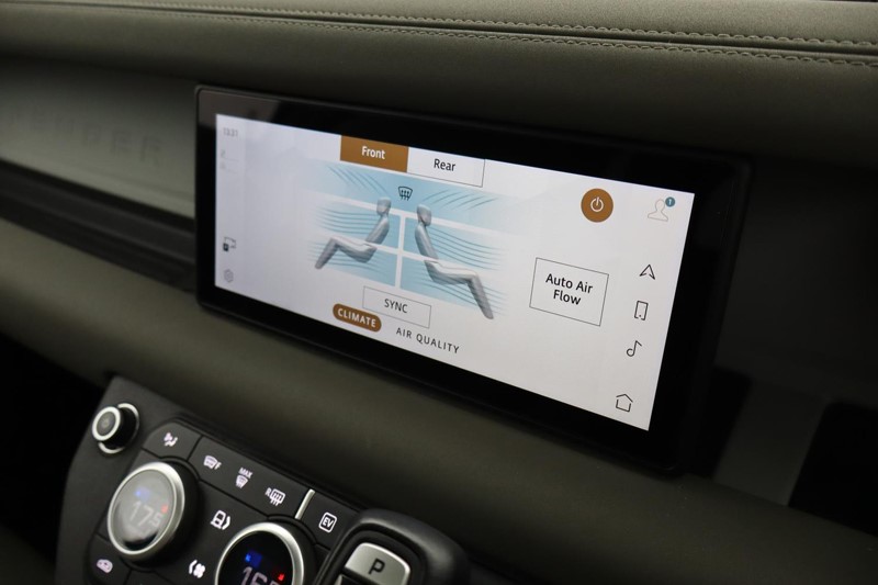 Used Land Rover Defender 2022 for sale - 76981120: Photo 35