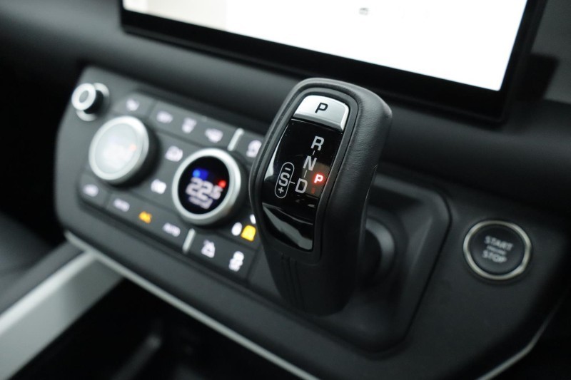 Used Land Rover Defender 2025 for sale - 77528262: Photo 13