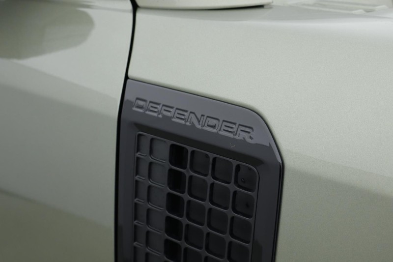 Used Land Rover Defender 2025 for sale - 77528262: Photo 29