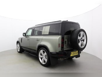 Used Land Rover Defender 2025 for sale - 77528262: Photo