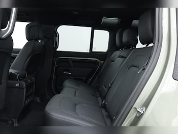 Used Land Rover Defender 2025 for sale - 77528262: Photo