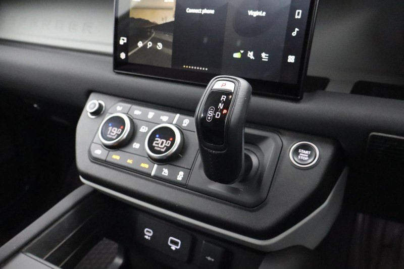 Used Land Rover Defender 2022 for sale - 76982293: Photo 13