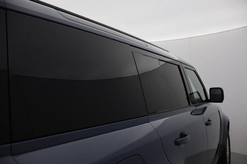 Used Land Rover Defender 2022 for sale - 76982293: Photo 32