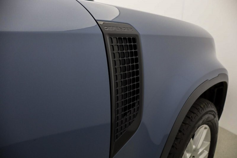 Used Land Rover Defender 2022 for sale - 76982293: Photo 35