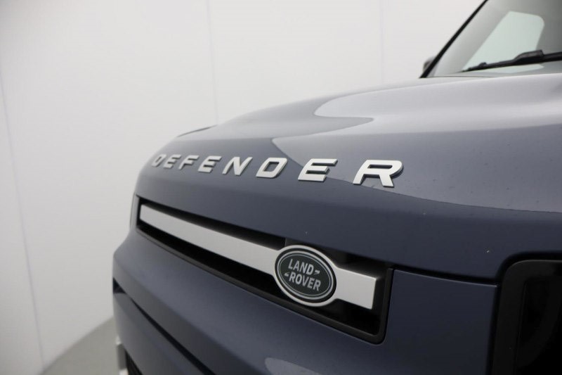 Used Land Rover Defender 2022 for sale - 76982293: Photo 37