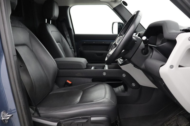 Used Land Rover Defender 2022 for sale - 76982293: Photo 45