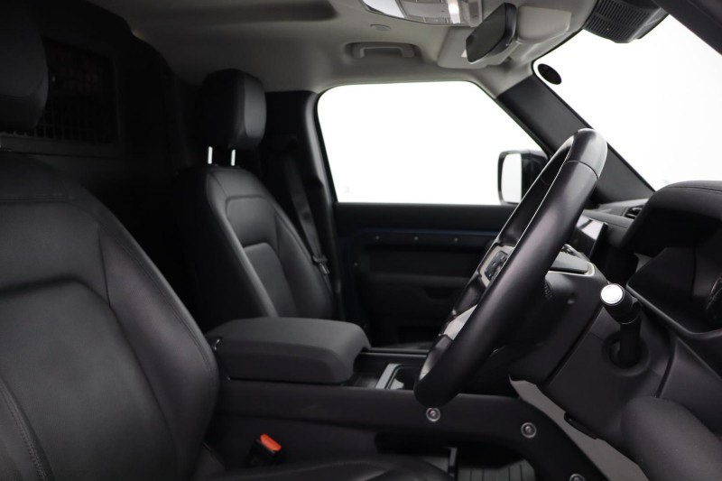 Used Land Rover Defender 2022 for sale - 76982293: Photo 54