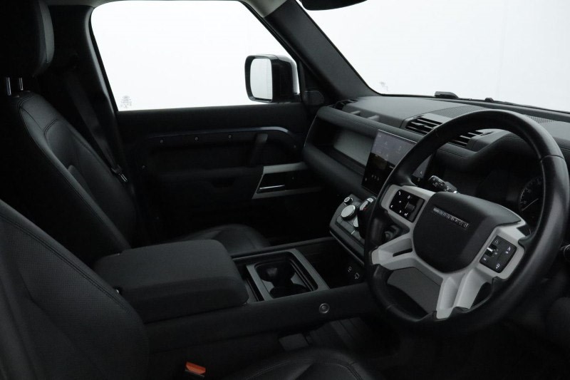 Used Land Rover Defender 2022 for sale - 76982293: Photo 9