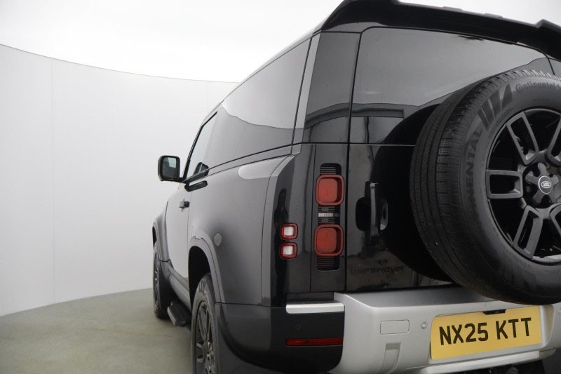 Used Land Rover Defender 2025 for sale - 78199114: Photo 19