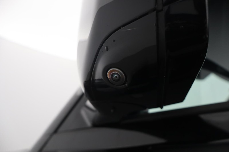 Used Land Rover Defender 2025 for sale - 78199114: Photo 29