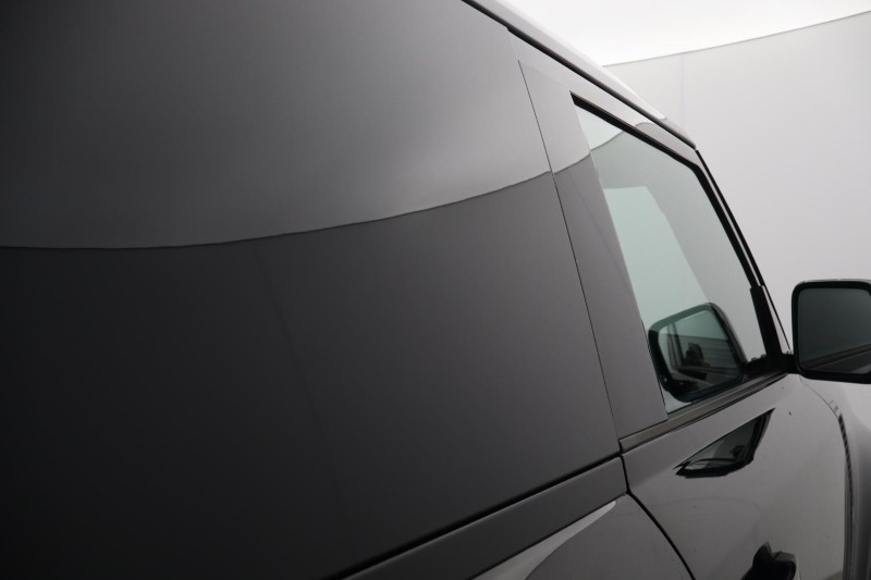 Used Land Rover Defender 2025 for sale - 78199114: Photo 31