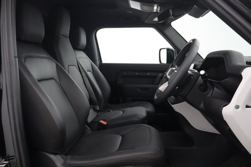 Used Land Rover Defender 2025 for sale - 78199114: Photo 33