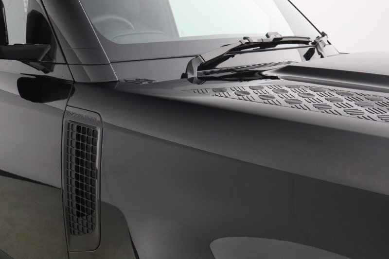 Used Land Rover Defender 2025 for sale - 78199114: Photo 34