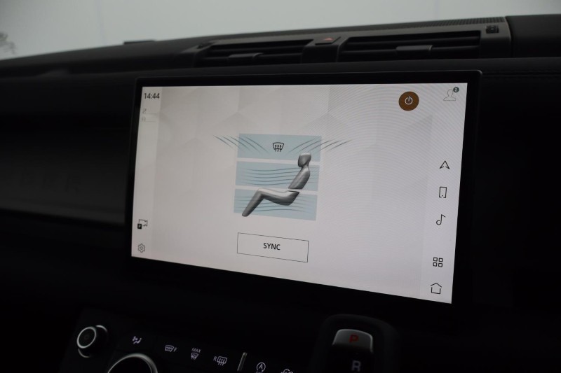 Used Land Rover Defender 2025 for sale - 78199114: Photo 41