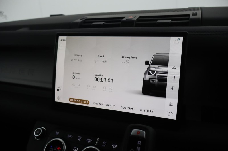 Used Land Rover Defender 2025 for sale - 78199114: Photo 44