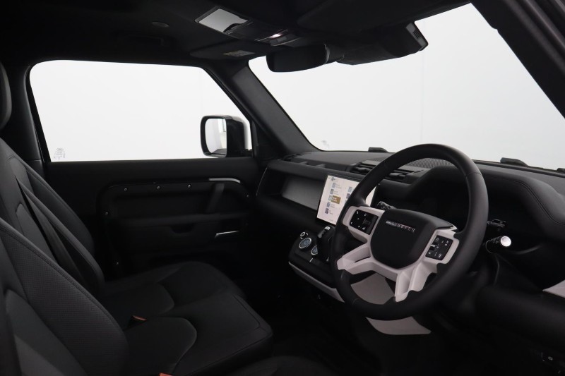 Used Land Rover Defender 2025 for sale - 78199114: Photo 9