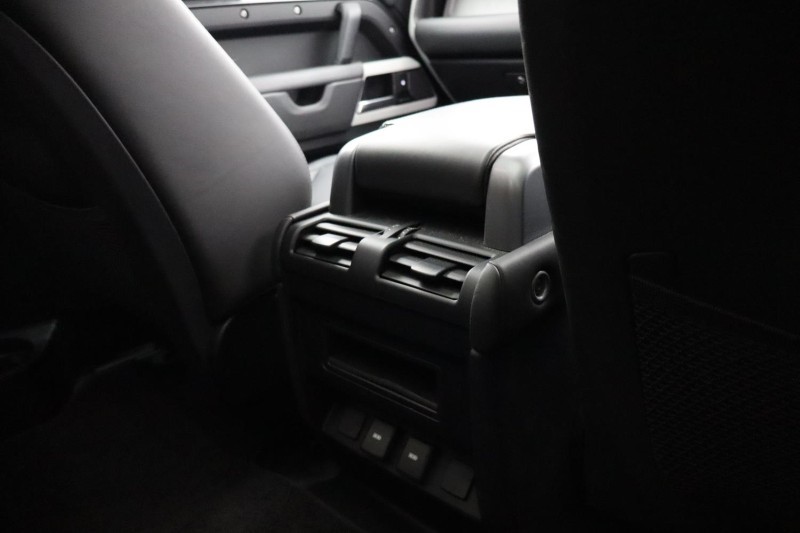 Used Land Rover Defender 2023 for sale - 77988588: Photo 18