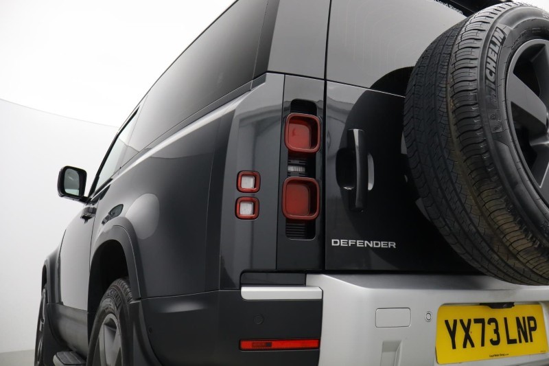 Used Land Rover Defender 2023 for sale - 77988588: Photo 25