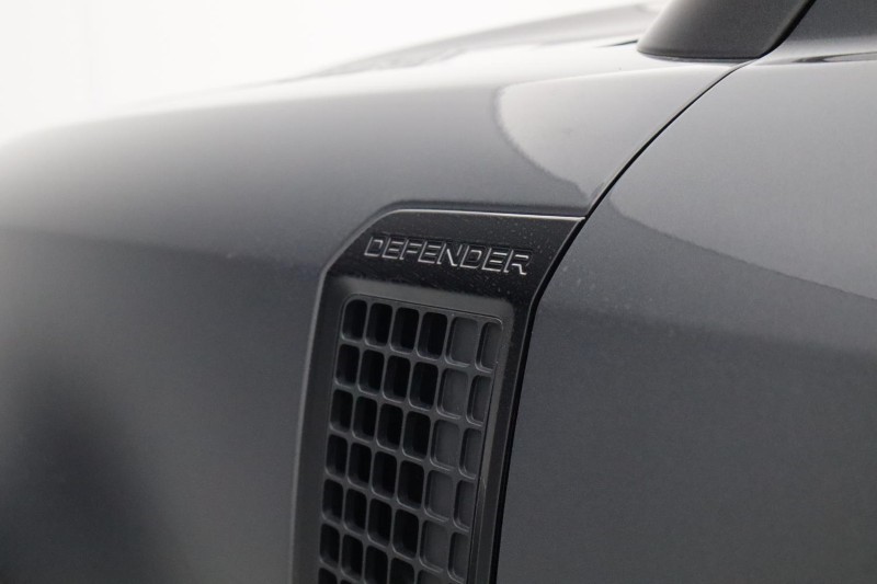 Used Land Rover Defender 2023 for sale - 77988588: Photo 31
