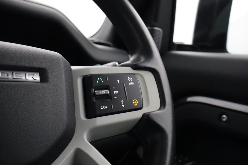 Used Land Rover Defender 2023 for sale - 77988588: Photo 41