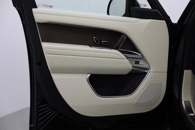 Used Land Rover Range Rover 2023 for sale - 76982430: Photo 26