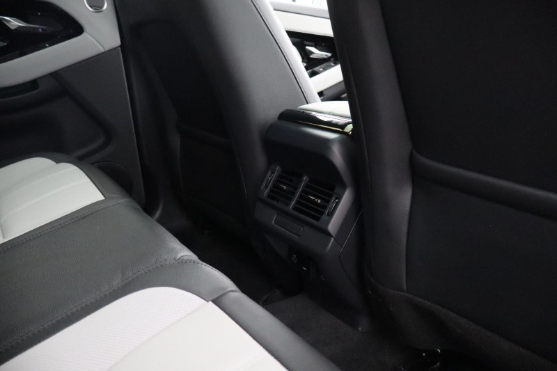 Used Land Rover Range Rover Evoque 2025 for sale - 77997065: Photo 18