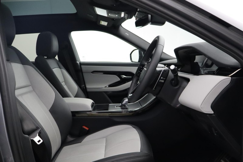 Used Land Rover Range Rover Evoque 2025 for sale - 77997065: Photo 37