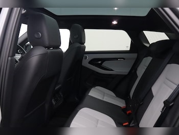 Used Land Rover Range Rover Evoque 2025 for sale - 77997065: Photo