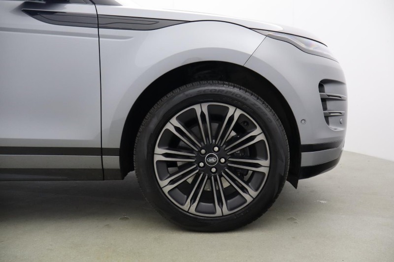 Used Land Rover Range Rover Evoque 2025 for sale - 77997065: Photo 8