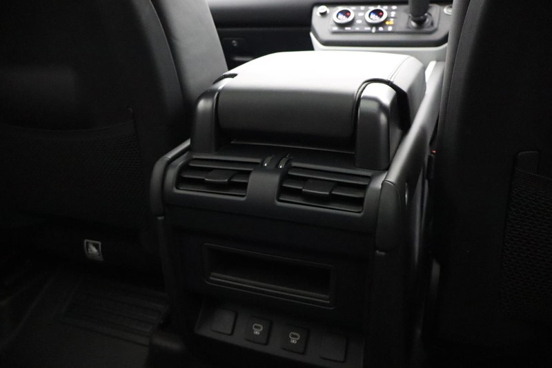 Used Land Rover Defender 2024 for sale - 77459863: Photo 18