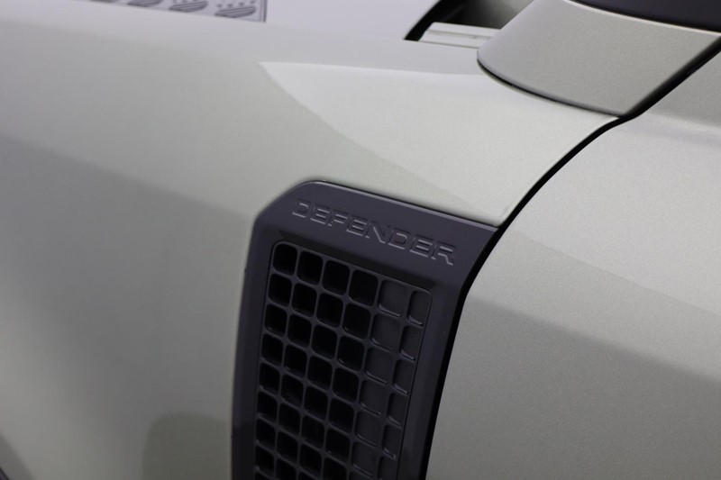 Used Land Rover Defender 2024 for sale - 77459863: Photo 27