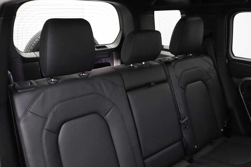 Used Land Rover Defender 2024 for sale - 77459863: Photo 39