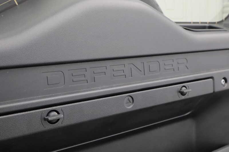 Used Land Rover Defender 2024 for sale - 77459863: Photo 43