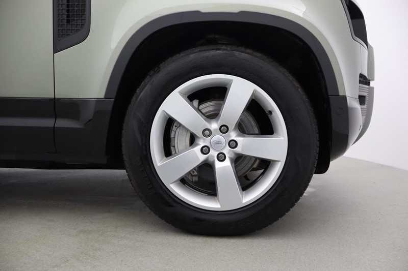 Used Land Rover Defender 2024 for sale - 77459863: Photo 8