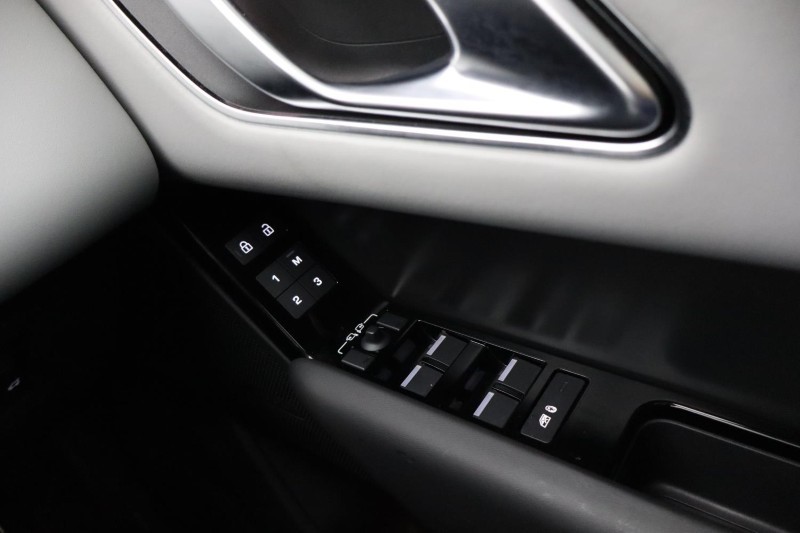 Used Land Rover Range Rover Velar 2024 for sale - 77137831: Photo 51
