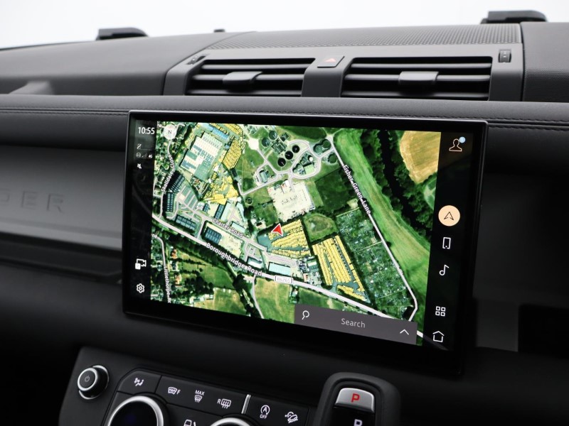 Used Land Rover Defender 2025 for sale - 76981238: Photo 11