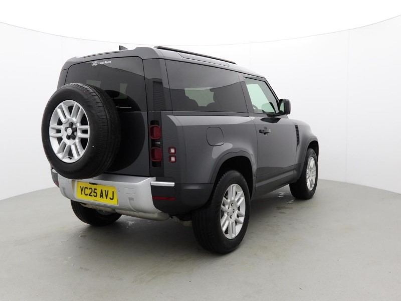 Used Land Rover Defender 2025 for sale - 76981238: Photo 23