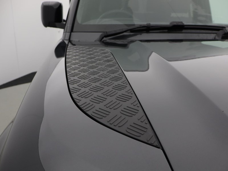 Used Land Rover Defender 2025 for sale - 76981238: Photo 33