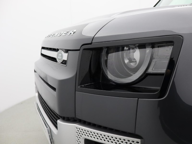 Used Land Rover Defender 2025 for sale - 76981238: Photo 35