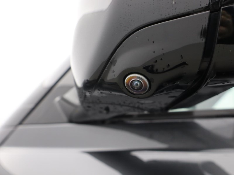 Used Land Rover Defender 2025 for sale - 76981238: Photo 36