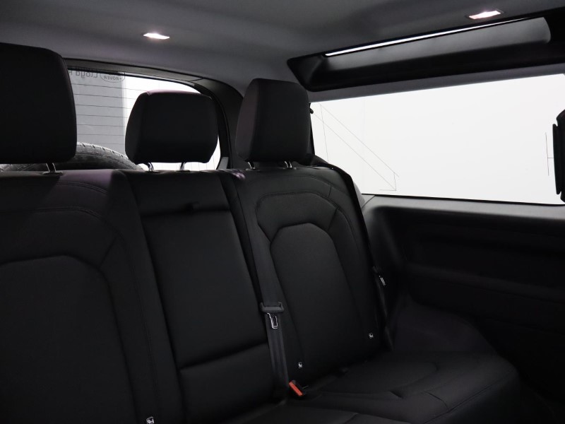Used Land Rover Defender 2025 for sale - 76981238: Photo 44