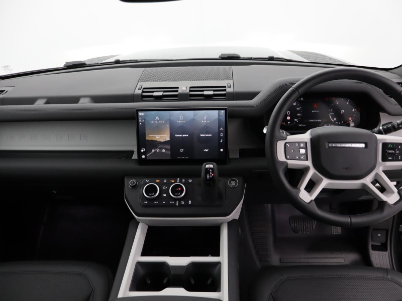 Used Land Rover Defender 2025 for sale - 76981238: Photo 9