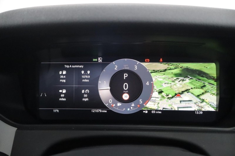 Used Land Rover Range Rover Velar 2025 for sale - 78199112: Photo 17