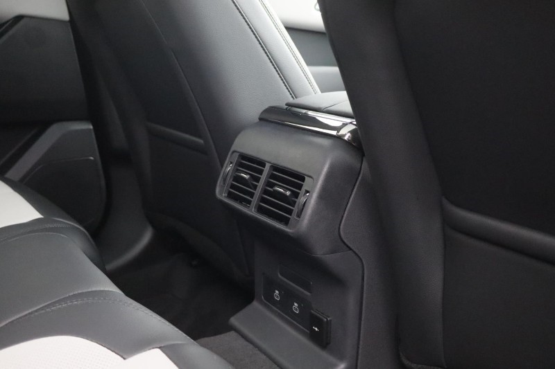 Used Land Rover Range Rover Velar 2025 for sale - 78199112: Photo 19
