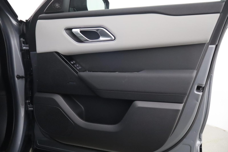 Used Land Rover Range Rover Velar 2025 for sale - 78199112: Photo 33