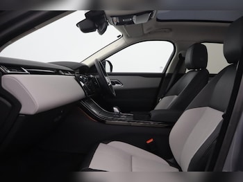 Used Land Rover Range Rover Velar 2025 for sale - 78199112: Photo