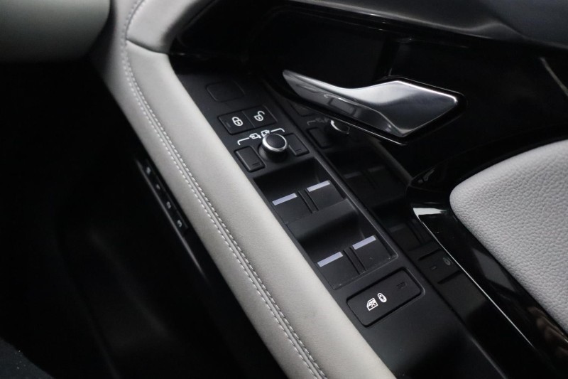 Used Land Rover Range Rover Evoque 2019 for sale - 77729472: Photo 44
