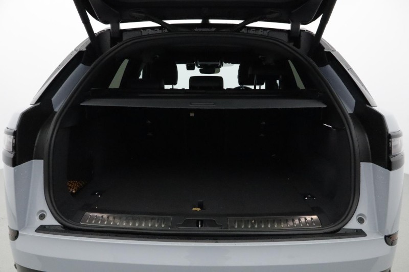 Used Land Rover Range Rover Velar 2025 for sale - 76981408: Photo 10