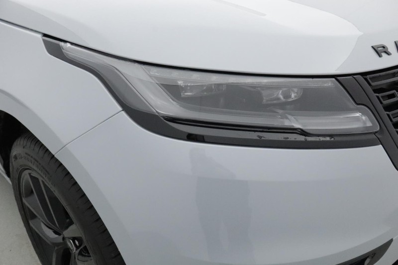Used Land Rover Range Rover Velar 2025 for sale - 76981408: Photo 17