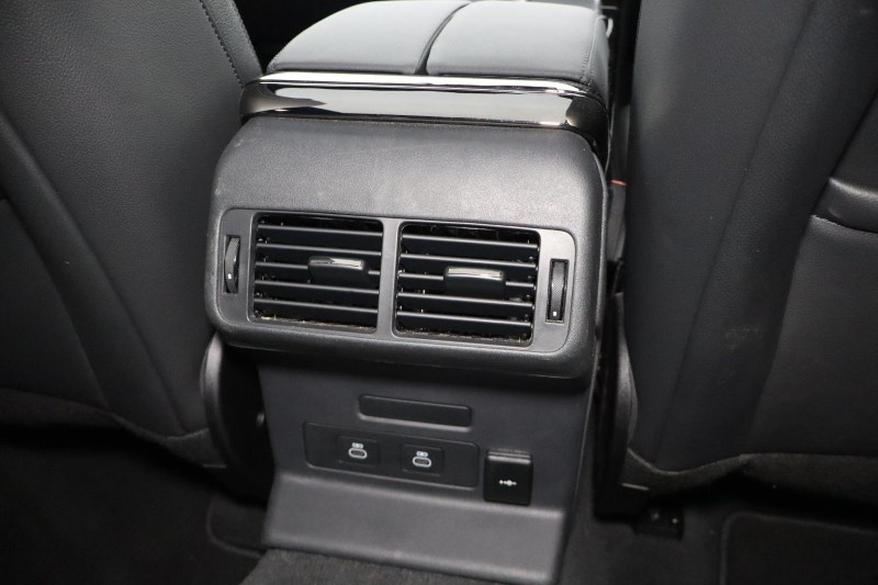 Used Land Rover Range Rover Velar 2025 for sale - 76981408: Photo 18